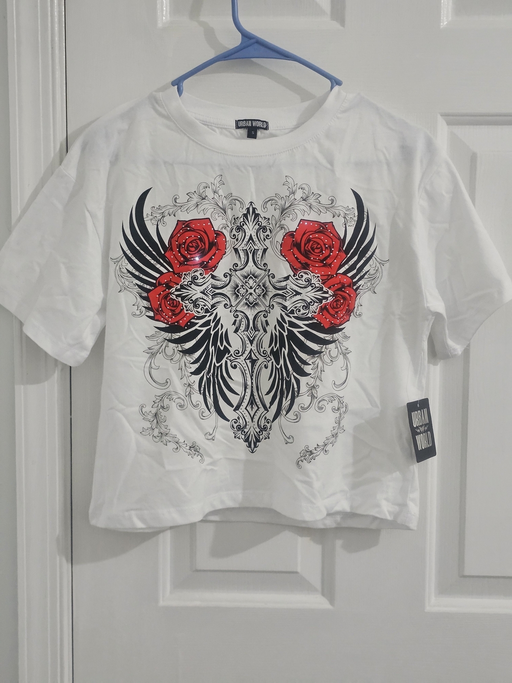 Juniors White Graphic Tee Red Rose Black Wing Cross Design NWT